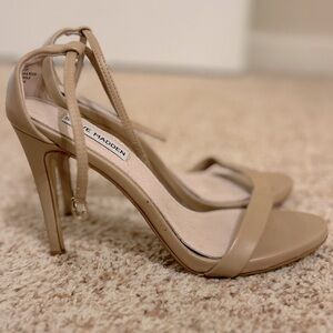 Classic Nude sandals